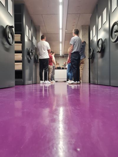 Im Magazin des Archivs des Bistums Passau